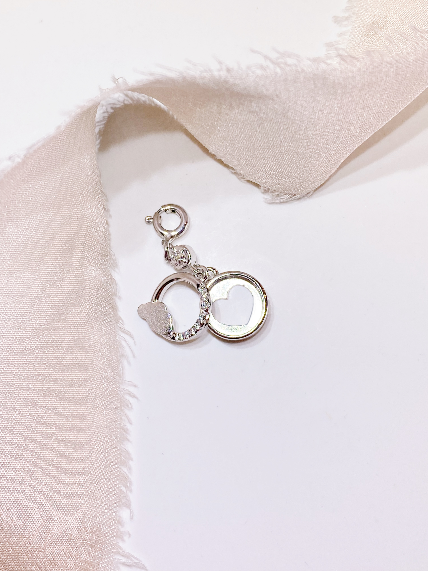 <transcy>Love of Life 珍珠手鍊與星夜滿月吊墜</transcy>