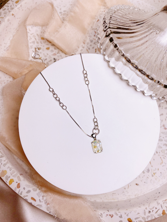 Love of Life Twisted Rings Necklace with Emerald Pendant